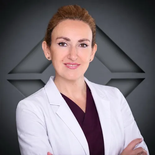 Dr. med. Maria Simidjiiska, Specialist plastische en esthetische chirurgie