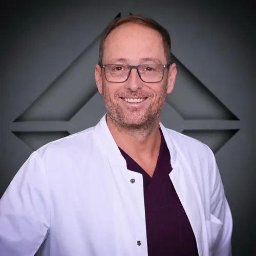 Dr. med. Oliver Scheffel, Specialist algemene en obesitaschirurgie