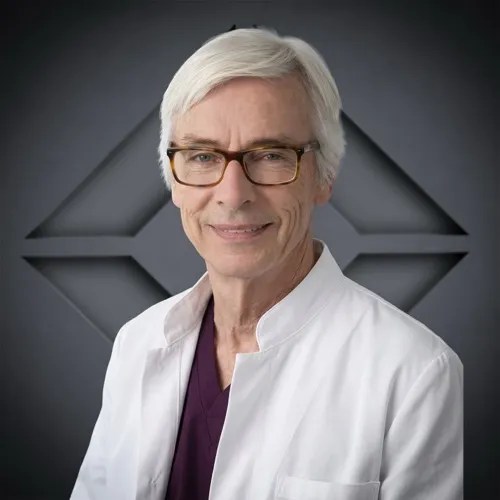 Erio Becker, Specialist interne geneeskunde