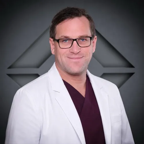 Prof. Dr. med. Mathias Witt, Specialist plastische en esthetische chirurgie